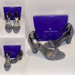 NWT Worthington Sandals  For Wonen New